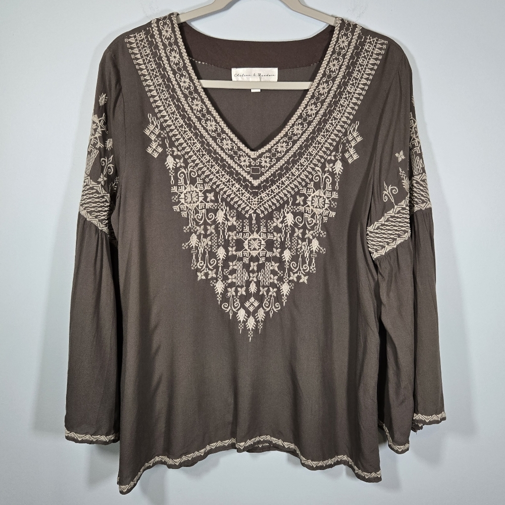 Chelsea & Theodore Embroidered Bohemian Top Womens Size Medium Green Boho Blouse
